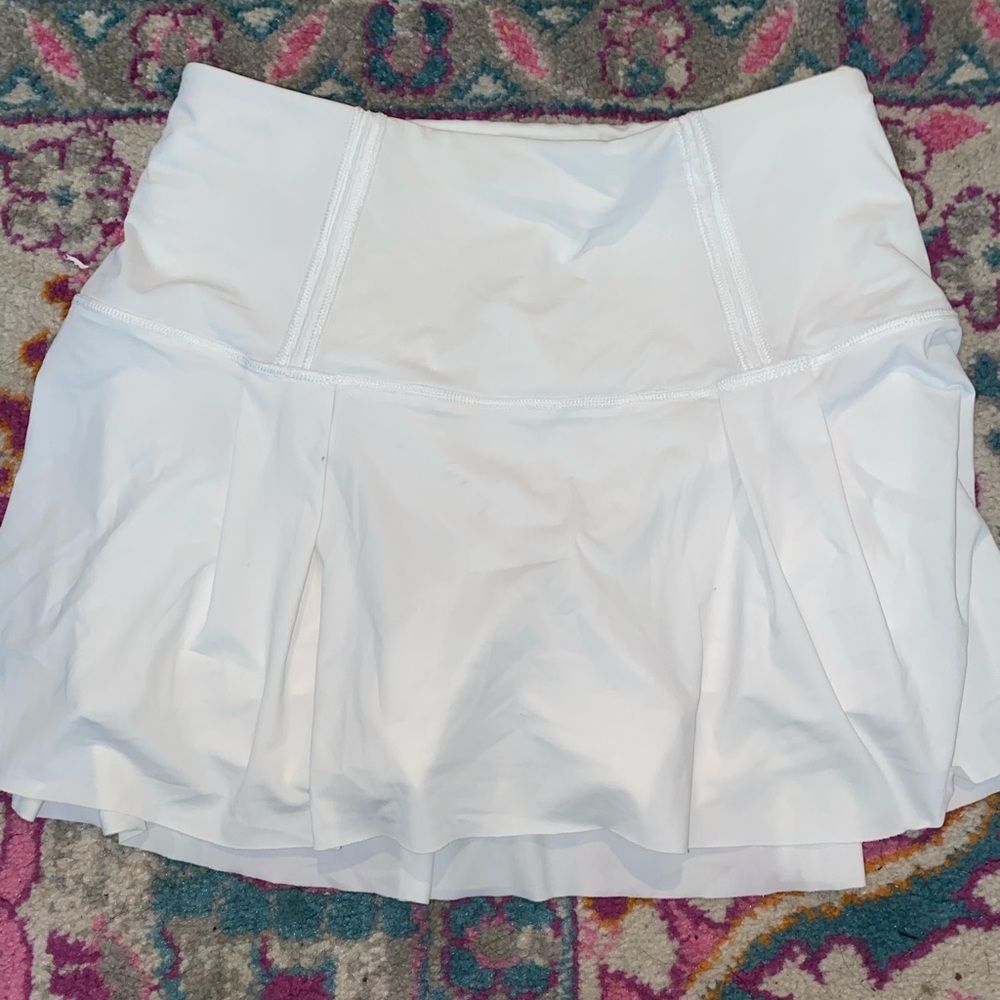 LULULEMON SKIRT